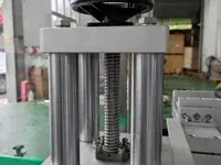 Automatic Bottle Rinsing Machine