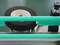 Automatic Orientation Labeling Machine
