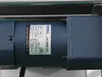 Automatic Top Labeling Machine