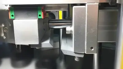 Bi-Directional Trimming Cutter
